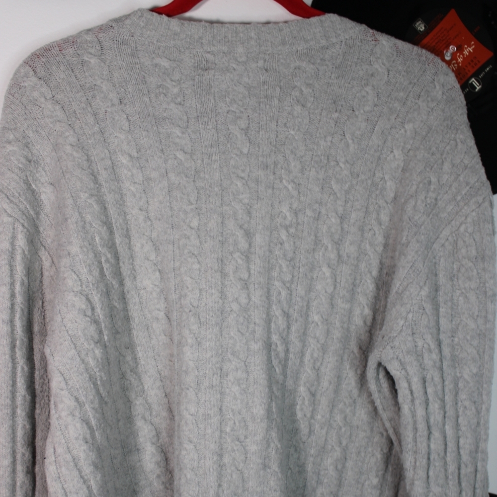 Hollister Gray Cable Knit Sweater - Picture 4 of 5